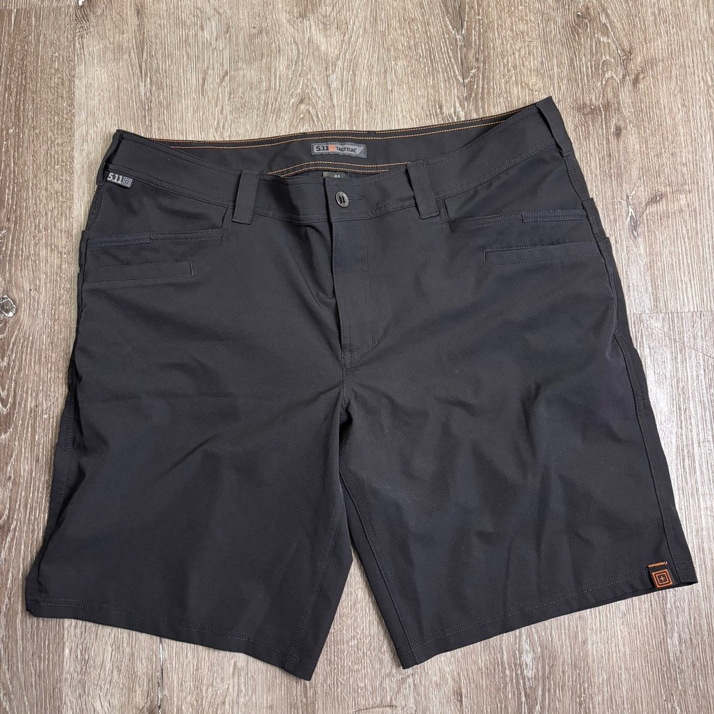 5.11 Tactical Shorts Mens‎ 44 Black Vaporlite Performance Stretch Pockets 73331